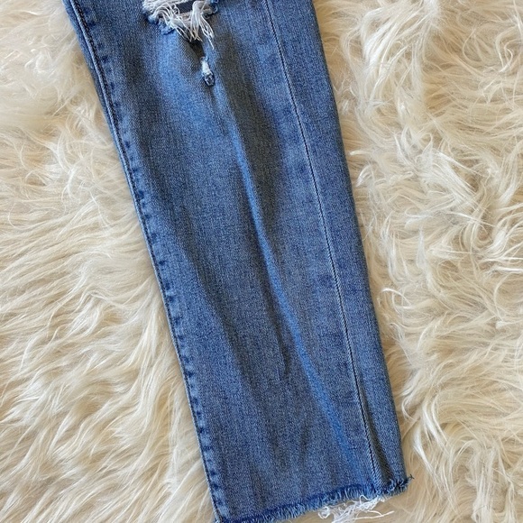 Levi's ~ Women’s Wedgie Skinny Denim Jeans Button Fly Blue Medium Wash Size W 29 - Picture 2 of 9